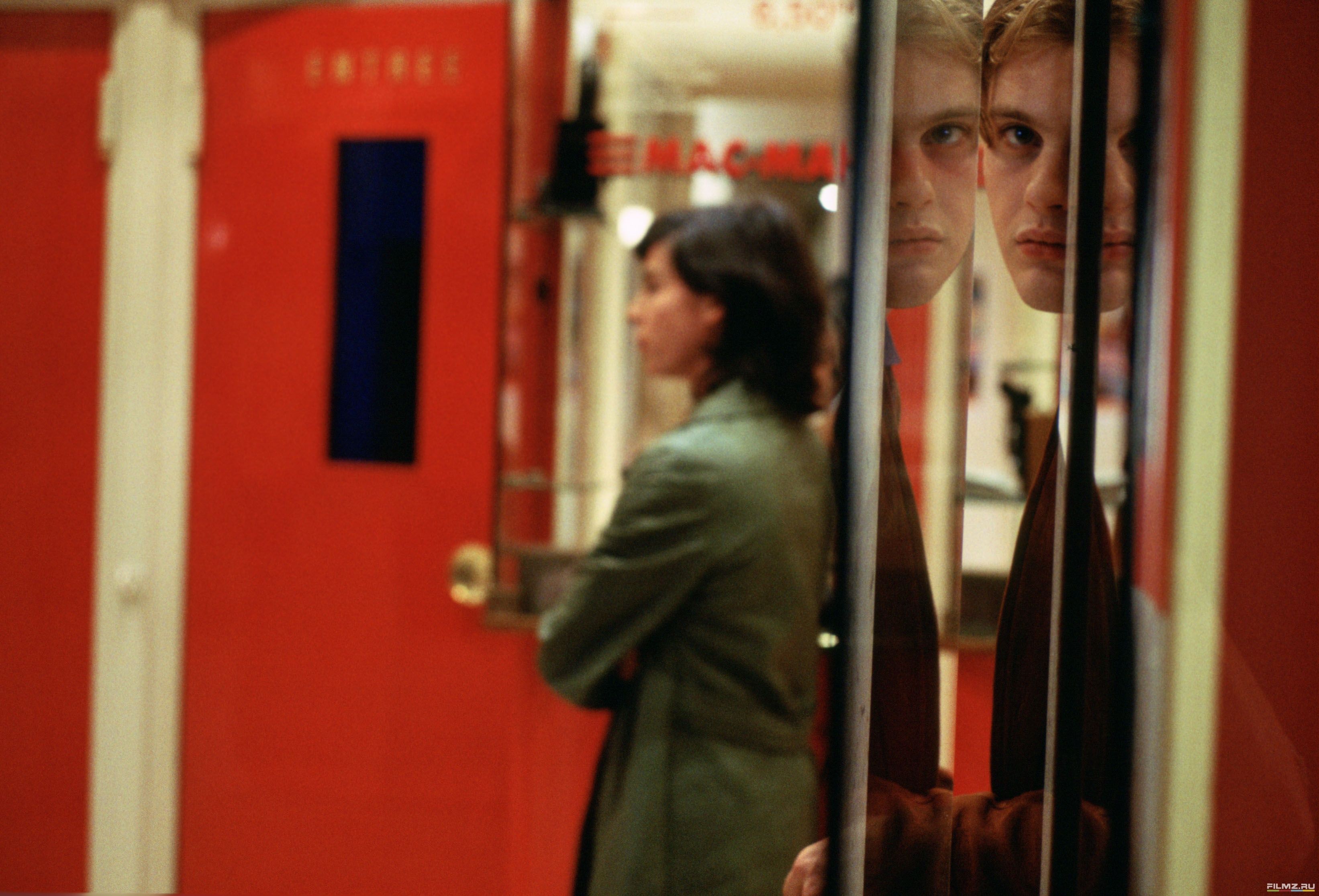 戏梦巴黎|《戏梦巴黎》，女神伊娃·格林，彰显轻狂的法式青春，真影迷必看