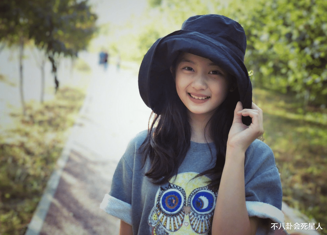 汪峰|内地男星女儿颜值，汪峰大女儿越来越美，赵文卓女儿单眼皮像爸爸