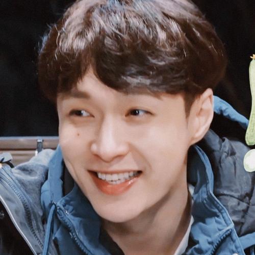 王一博|王一博：我卸妆了，许光汉：我卸妆了，宋亚轩：我化妆了？