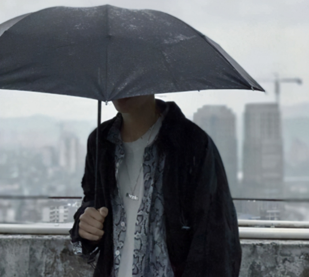 导师老爹 回顾江西特大爆炸案：男子长期单身，心理失衡，在小学引爆炸药，死亡42人