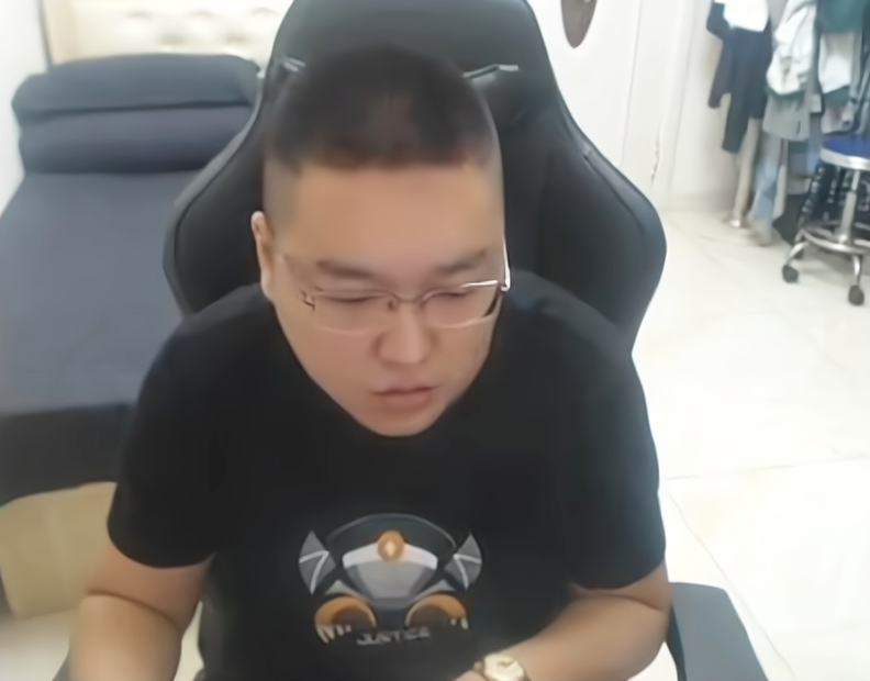 地下城与勇士|DNF：“黑一阿旭”出事了，直播被封！主播生涯到此结束？