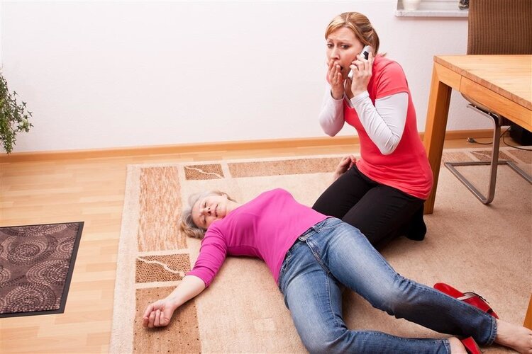 医生|悲剧！43岁医生猝死离世，提醒：猝死之前，身体会发出5个信号