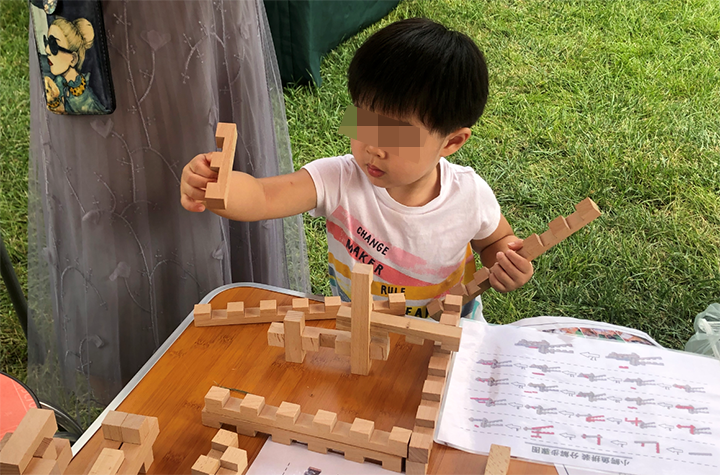 齐姐育儿|孩子有这3个“不良习惯”，请不要呵斥或制止，说明智商很高