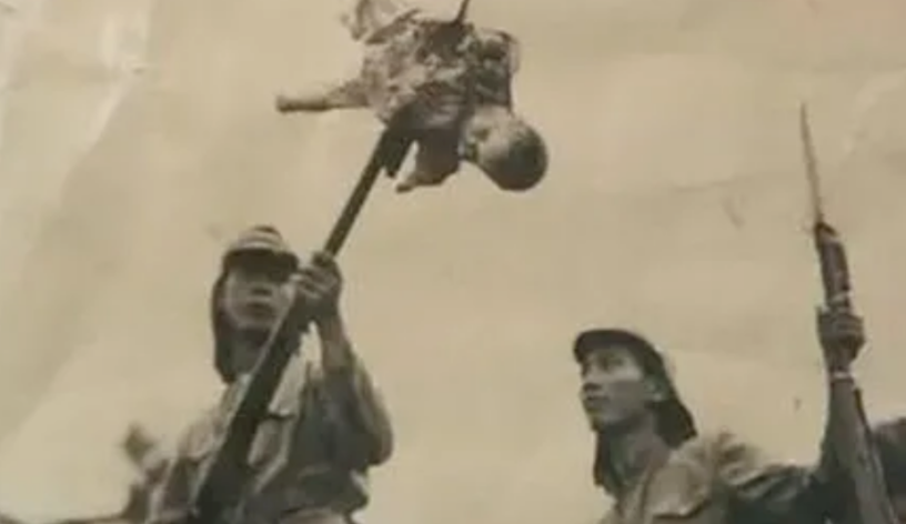 感觉会火|参观靖国神社，同前日本首相儿子合影：张哲瀚的背景，细思极恐