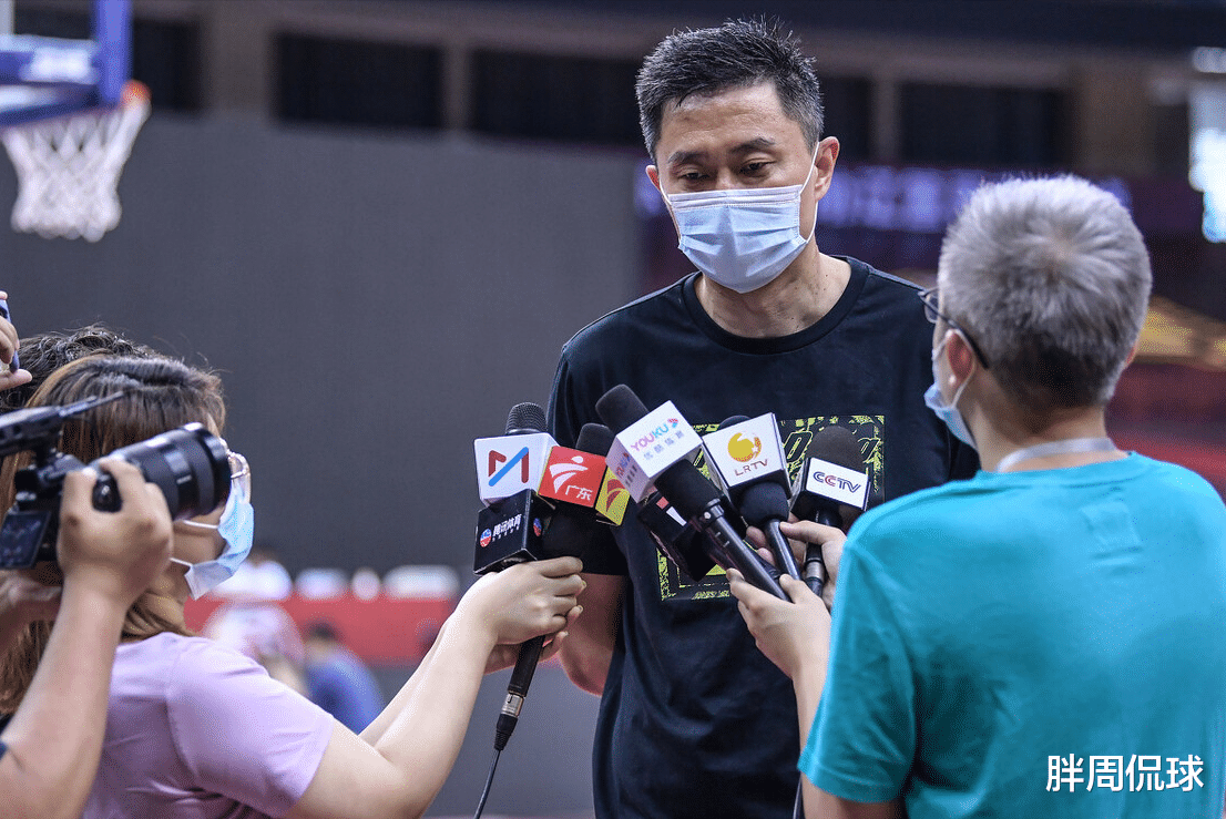 广东男篮|又一个赛季报销？杜锋赛前采访透露坏消息，张皓嘉后又重伤一人