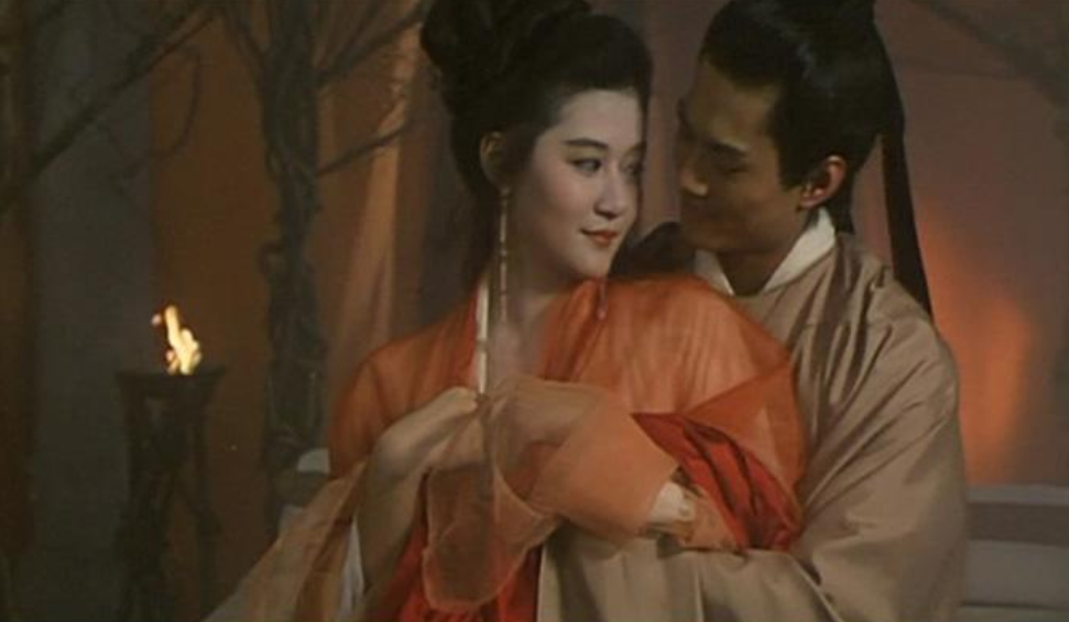 徐怀钰|被至亲害惨的女星：有人被迫献身，有人拍风月片，有人至死被吸血