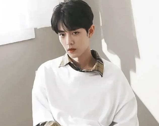 肖战|曝肖战参加央视综艺，自降身份去农村当15天助教，还有了新身份