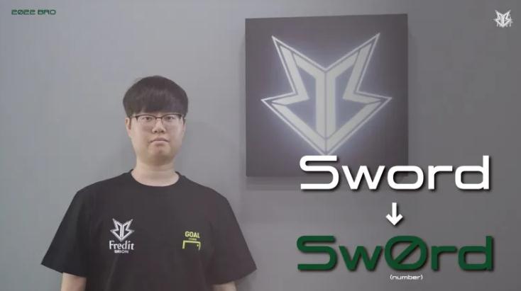 team solomid|LOL知名选手剑皇倒了！曾将Viper加Tarzan击溃，却被TSM青训干碎