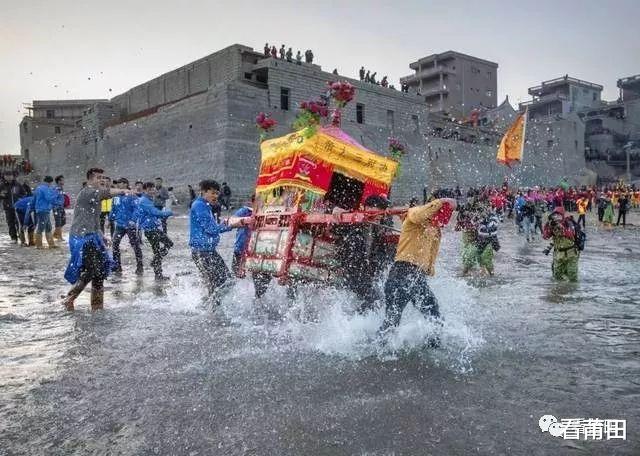 看莆田 一座充满年味的城市:两年了,好想莆田的闹元宵