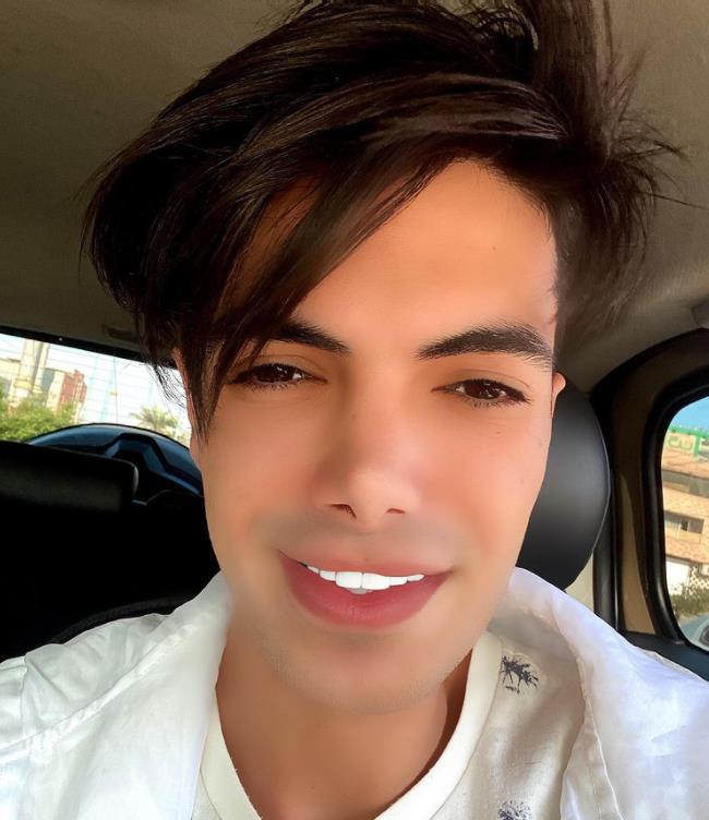 不怕天黑 47岁男导演因不结婚被父母肢解,犯人自曝:还杀了女儿女婿