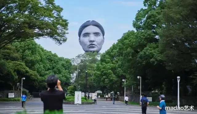 设计师已经不止接地气，都开始接地府了，让你知道什么叫作惊悚