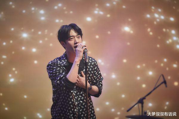 |李栋旭霸气降酬劳！找他同进退：你也少拿一半？　李光洙当场慌了