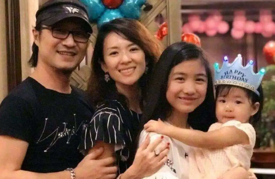 李坤城|突然离婚！国民夫妻撕破脸，双双出轨被抓包？