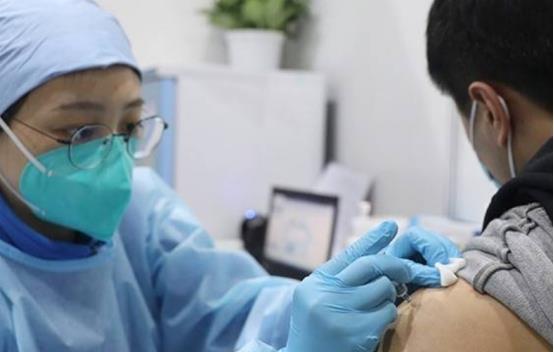 徐丰溪|新冠终于要离开？权威专家作出最新研判，2022年是重要转折点