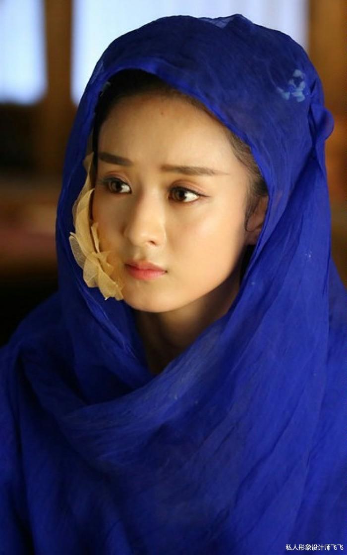 私人形象设计师飞飞|不要误以为是暖皮就可以随便穿暖色,其实还有细分,穿错容易显老