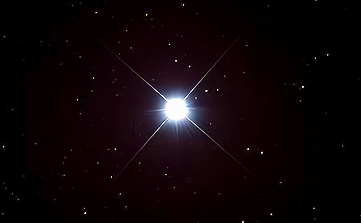 天狼星 距离地球只有8.6光年的天狼星附近，有没有可能存在着生命？