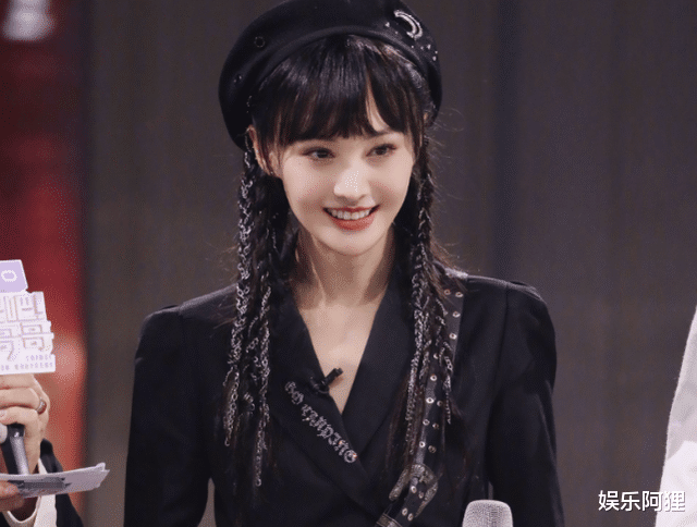 郑爽|圈内人再曝郑爽猛料，不可能再翻身！网友：这下要惊动税务部门了