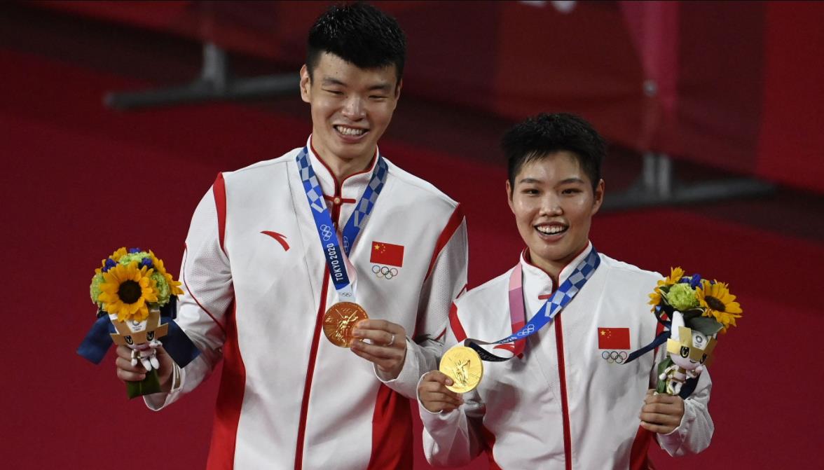 一个善良的小槑|一天狂摘4金牌，中国队高居奖牌榜第1，日本队第2，美国排第3