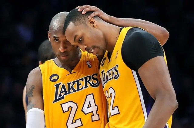 安東尼·戴維斯|沃格爾官宣詹姆斯！NBA完成2簽1裁，濃眉哥發聲，科比質疑霍華德