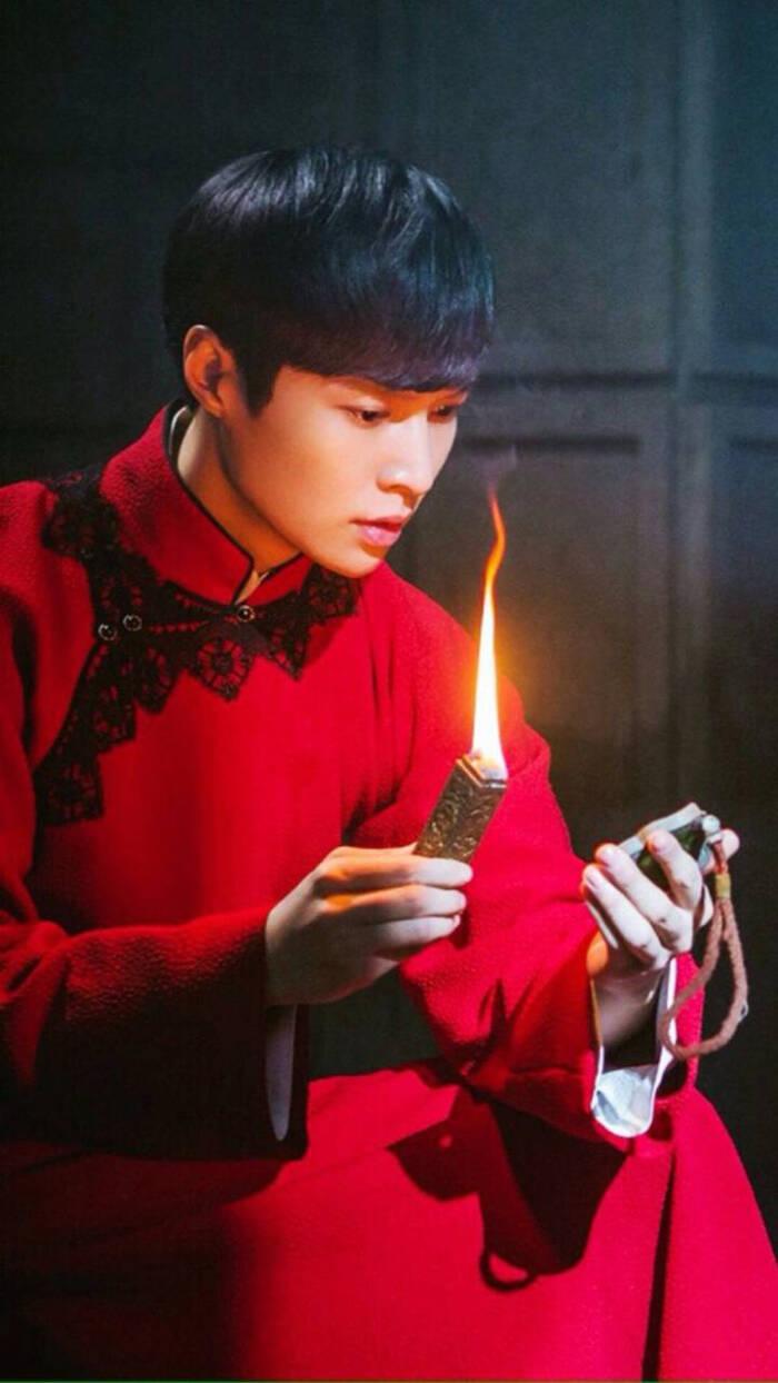 龚俊|龚俊红衣造型封神了，盘点剧中穿红衣的男明星，谁最惊艳？