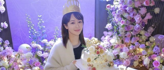 天上有个太阳 张一山踩点为杨紫庆生,晒出另类合照超感人,暧昧表白爱你如初雪!