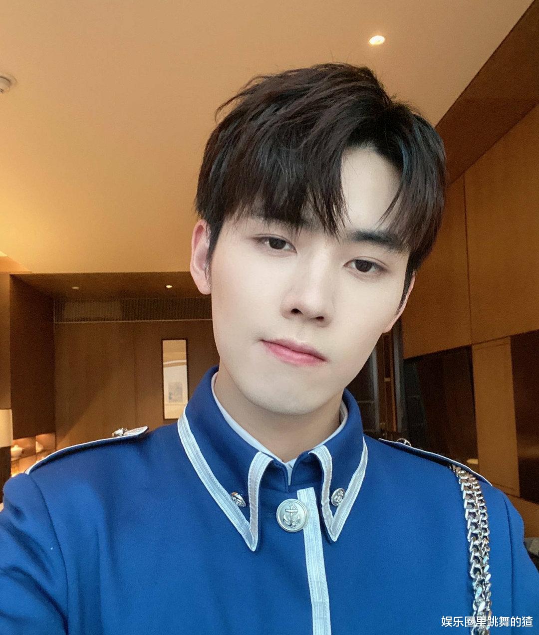 任豪|任豪后援会集体脱粉辞职，招聘粉头要求严苛，网友：逼粉丝氪金？