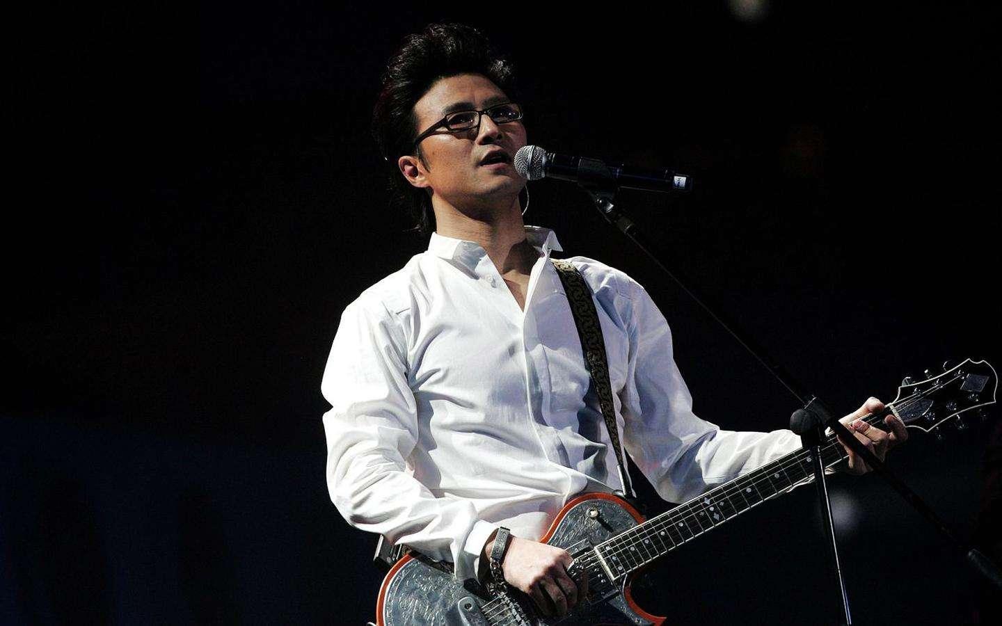 汪峰|汪峰女儿亲子鉴定，揭开“国际章”真实面纱，还是郭晶晶有先见之明