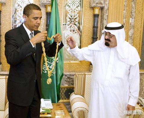 沙特阿拉伯|沙特阿拉伯真是富得流油,这么贵重的珠宝礼物说送就送!