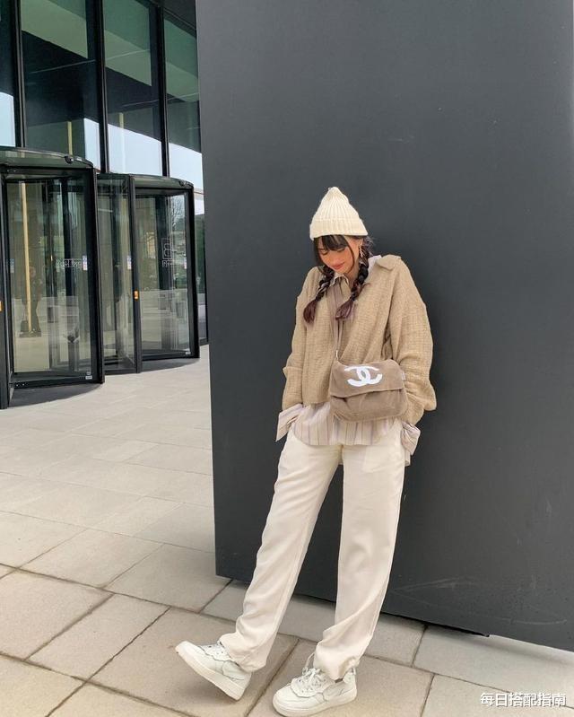 每日搭配指南 会“叠穿”的女人有多高级?秋季最全的“叠穿”攻略,保暖又时髦