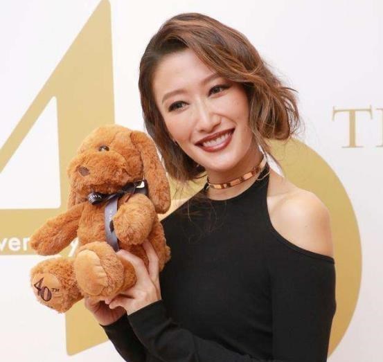 谢婷婷|被传一年换七任男友的谢婷婷，37岁未婚生女，今孩子生父终揭晓？