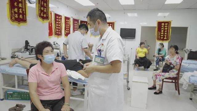 安徽城市之声 端正态度改进作风 静安医院打造群众满意的优质服务品牌