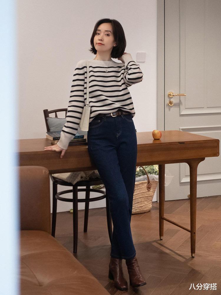 八分穿搭 秋冬出门穿“毛衣”准没错,百搭又实用,让你轻松穿出高级范儿