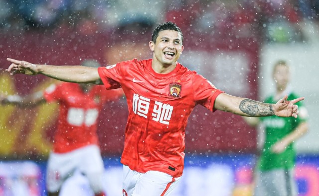 埃爾克森|廣州隊球員評分：阿蘭6.8分，艾克森7.6分，此人全場最高分！