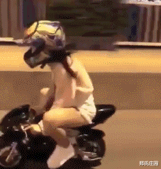 酒店卫生间开始有这种椅子了？这是用来干什么的？