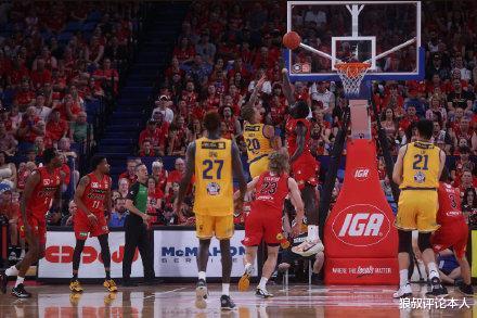 劉傳興|外援瘋狂砸錢！本土球員不想給？終于明白，2米25國(guó)手堅(jiān)持要走了