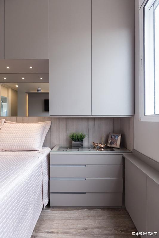 丢掉传统床头柜，桌面镂空做首饰盒，简直就是装修中女生们的福利