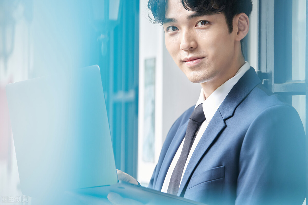 |聪明人都是这么混职场的,难怪你升不上去