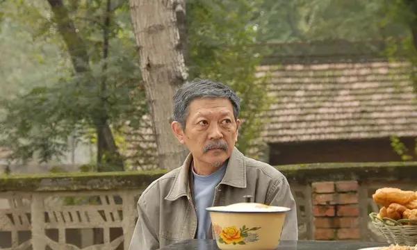 范齐全|耗资不到100万,被影院拒收,CCTV6接盘后“拿奖无数”