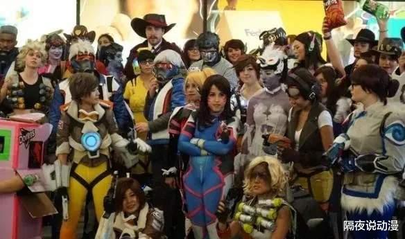 Cosplay|“包场”纽约漫展的米哈游，让《原神》比肩《鬼灭之刃》