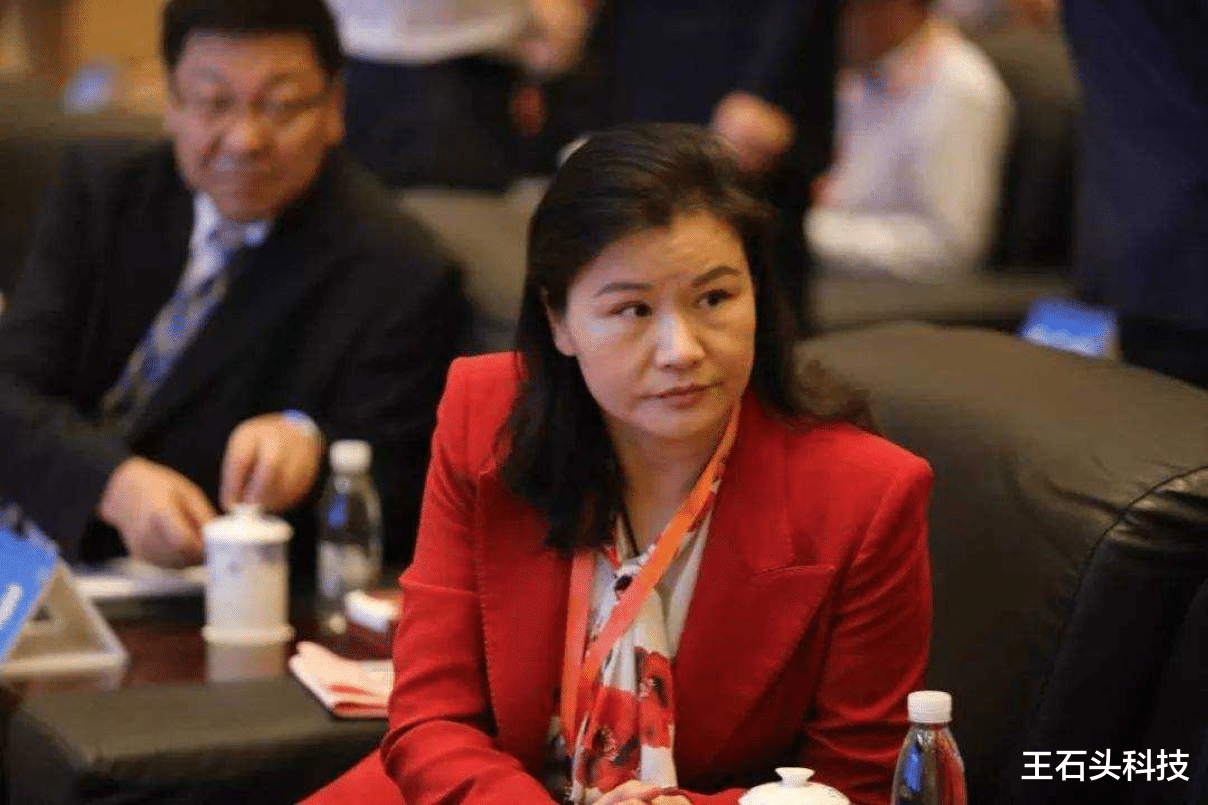 蘋果|蘋果創造“新紀錄”！市值突破19萬億背后，離不開3位中國女人！