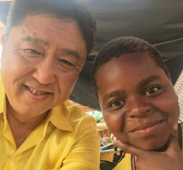 吴京|凭借战狼2爆红的吴京干儿子，天天开宾利炫富，是不是飘了？