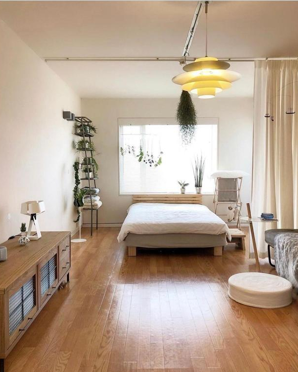 独居6年！一人独居有狗相伴，家居布置得简单精致，太羡慕了