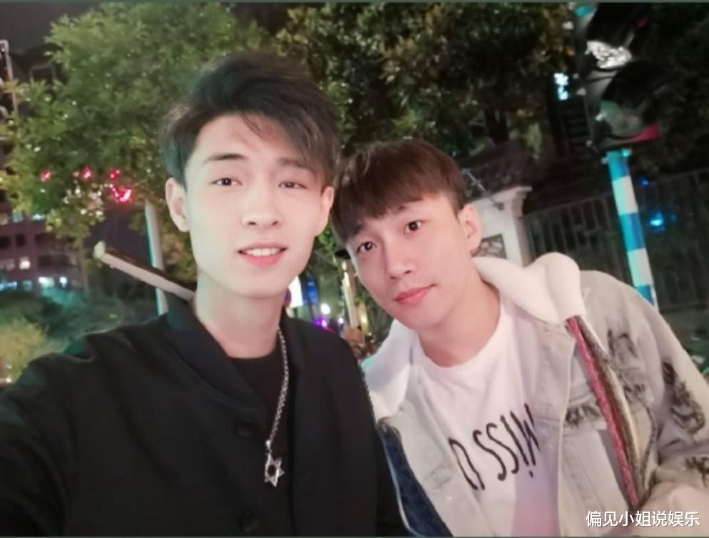 何九华|德云社烧饼的妻子，点赞何九华恋情微博，粉丝们纷纷送上祝福