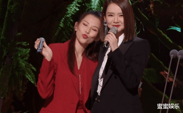 王斯然|7对夫妻隔空对视：戚薇应采儿王斯然大不同，爱与不爱都在眼神里