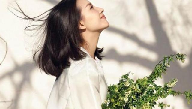 陳媛說 張馨予錄節目發燒睡不著，董潔的舉動圈粉無數，果然是暖心大姐姐