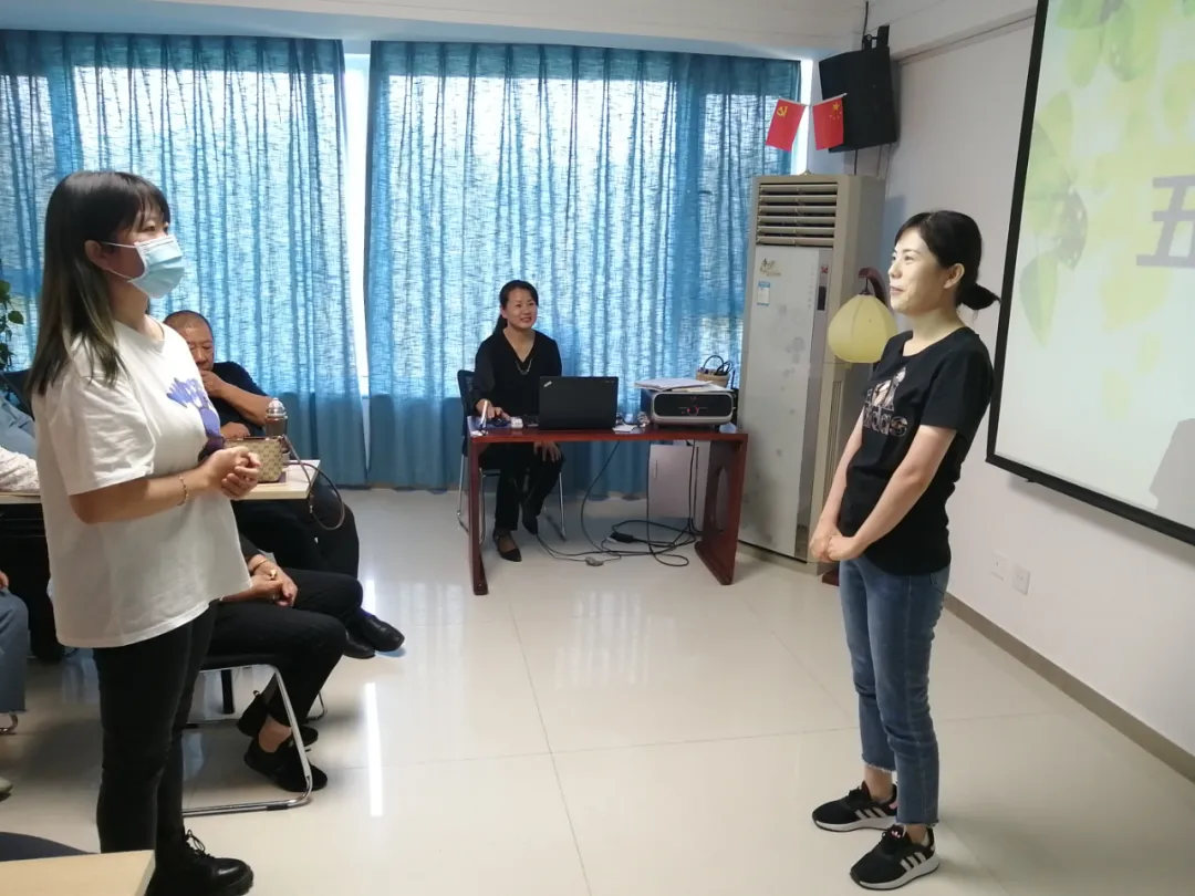 银川芽芽|【回顾】幸福家庭 心灵成长 和仁堂口腔连锁第二期十家连心活动