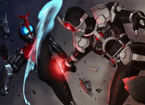 |昭和騎士變身者普遍很強，而平成騎士變身者則很一般，這是為何？