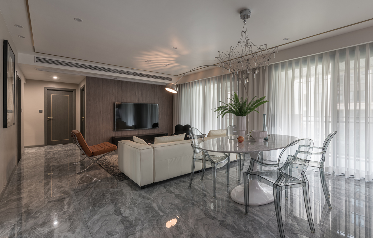 125㎡简约时尚家,色调温暖,设计巧心,符合现代人的审美