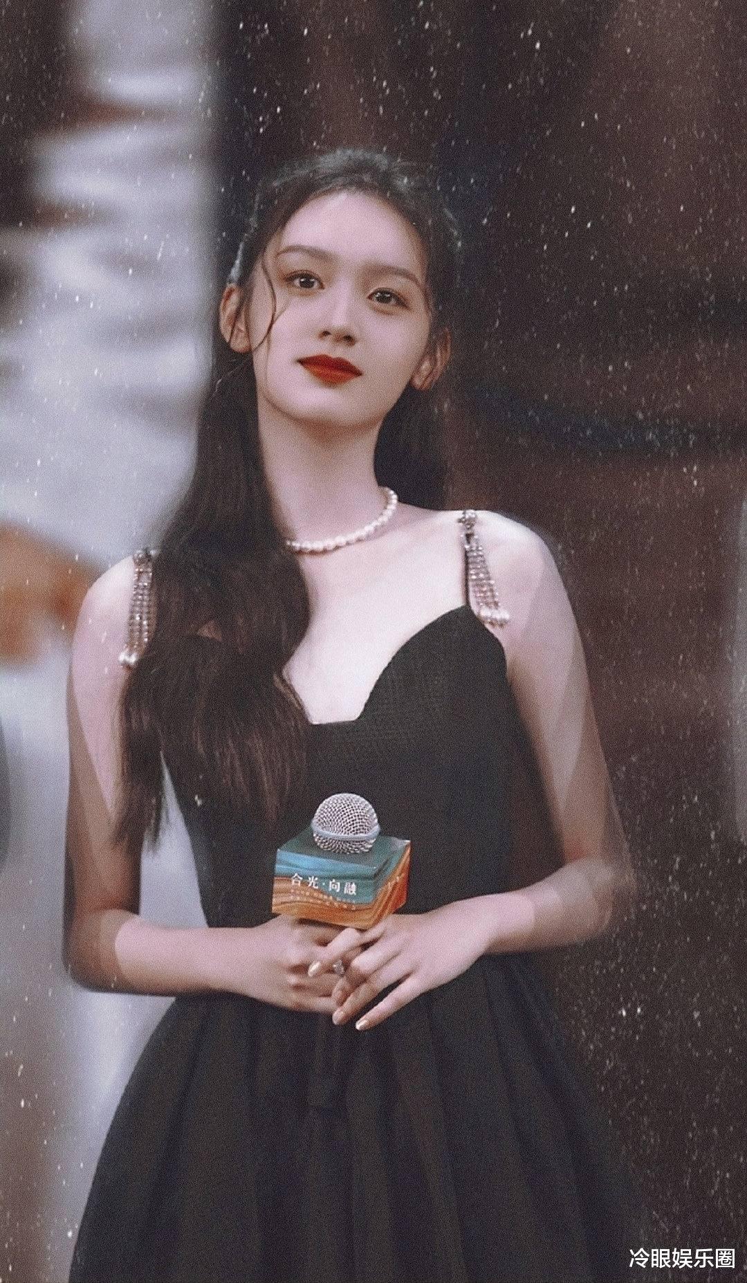 山河令|从《少年的你》魏莱,到《山河令》的阿湘,周也怎么这么会挑剧本