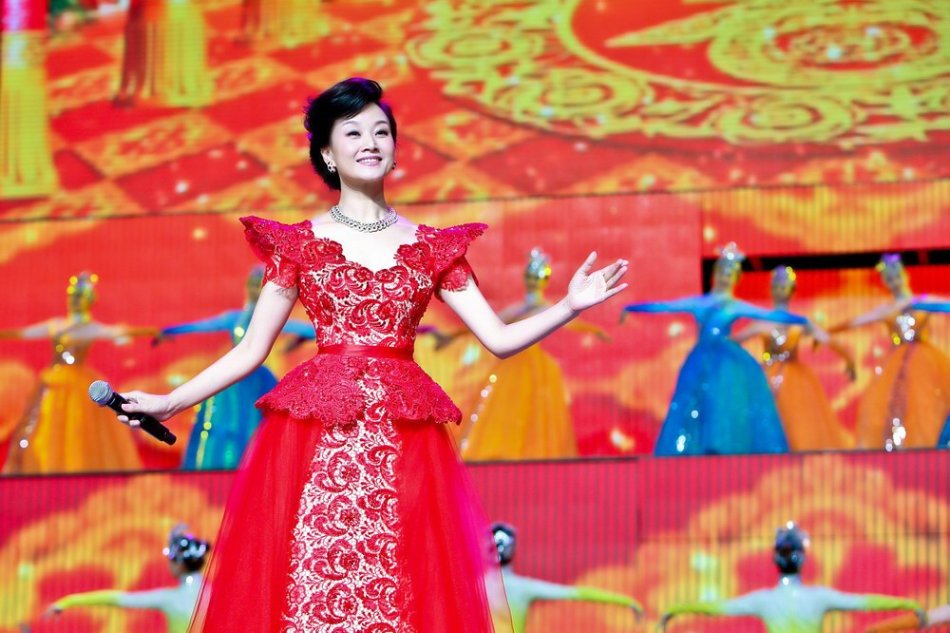 春晚|连登24年春晚的宋祖英，从“春晚钉子户”到销声匿迹，她去哪了？